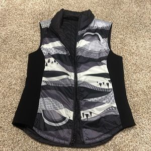 Krimson Klover vest